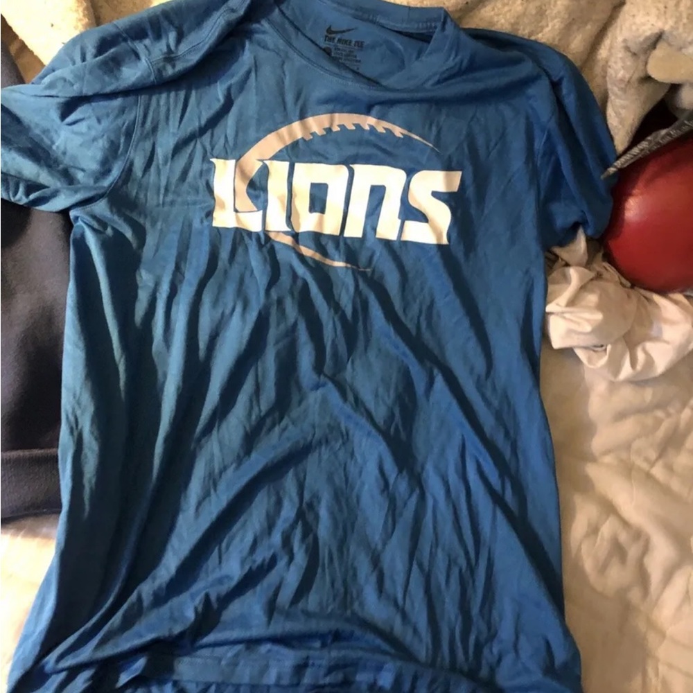 DETROIT LIONS SHIRT ADULT LARGE BRAND NEW SHIPS FAST